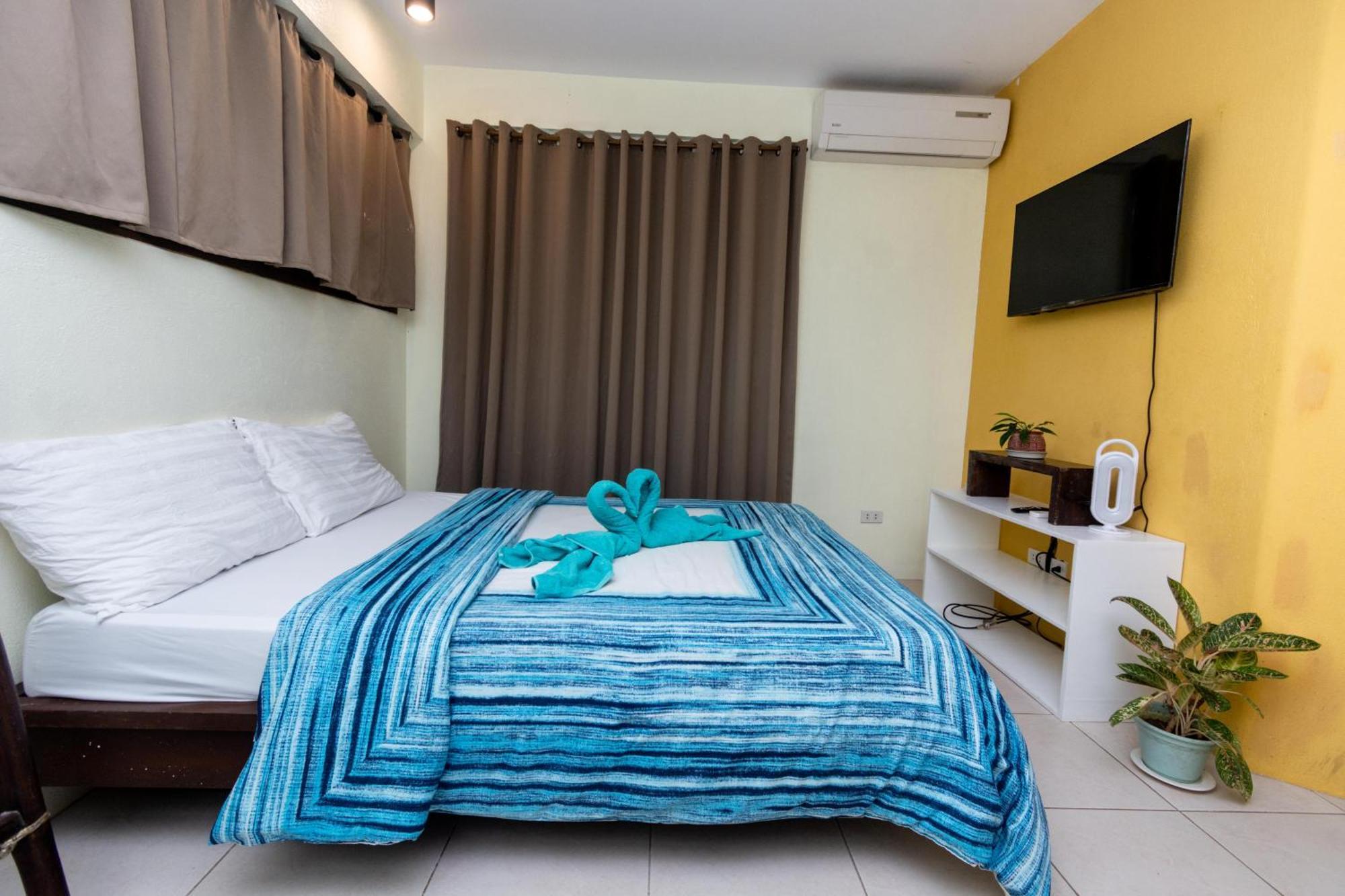 Babosam Apartments Boracay Island Buitenkant foto