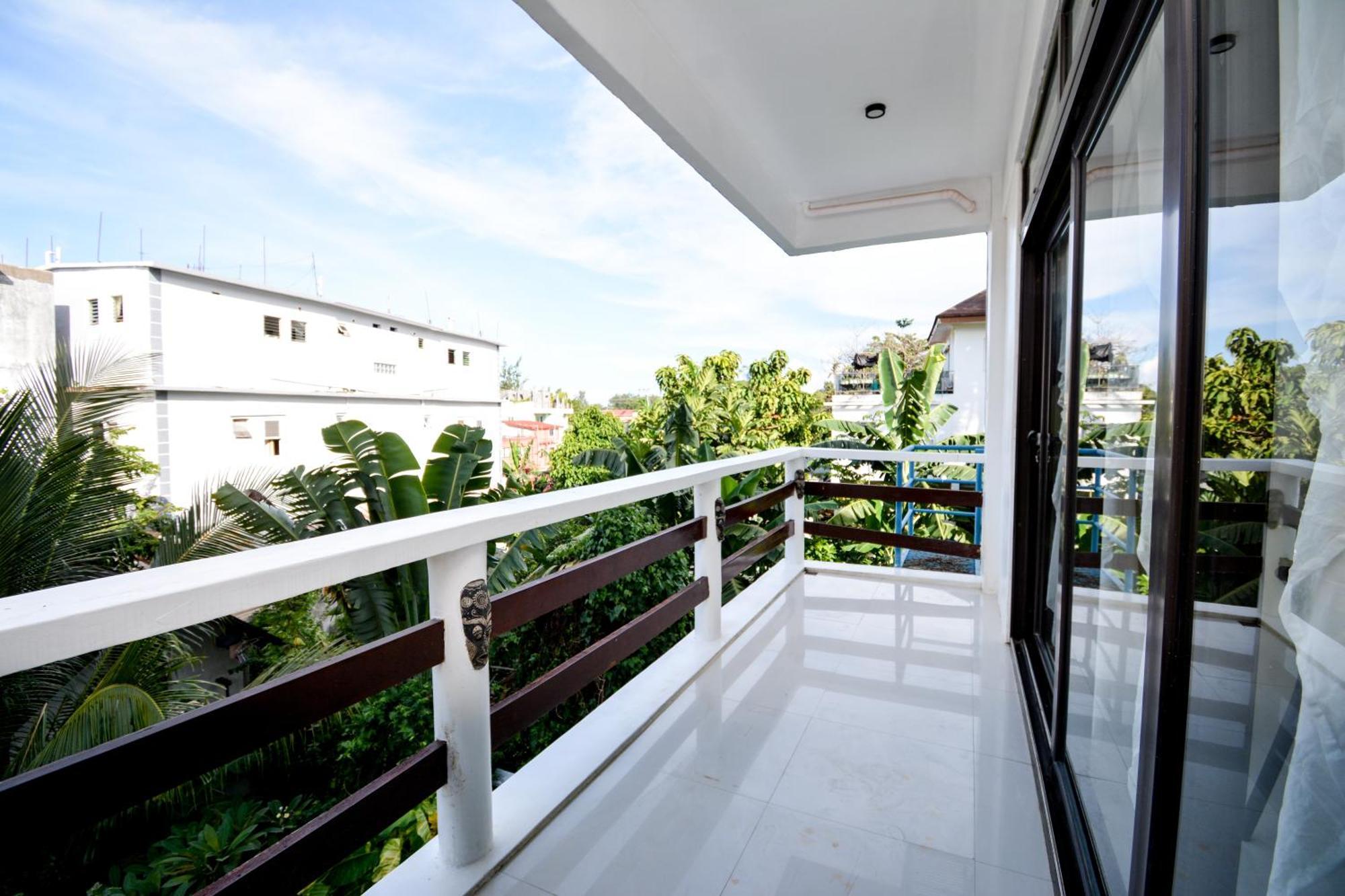 Babosam Apartments Boracay Island Buitenkant foto